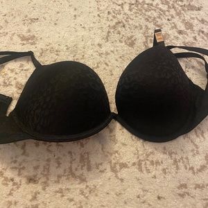 Black Victoria’s Secret Bra
